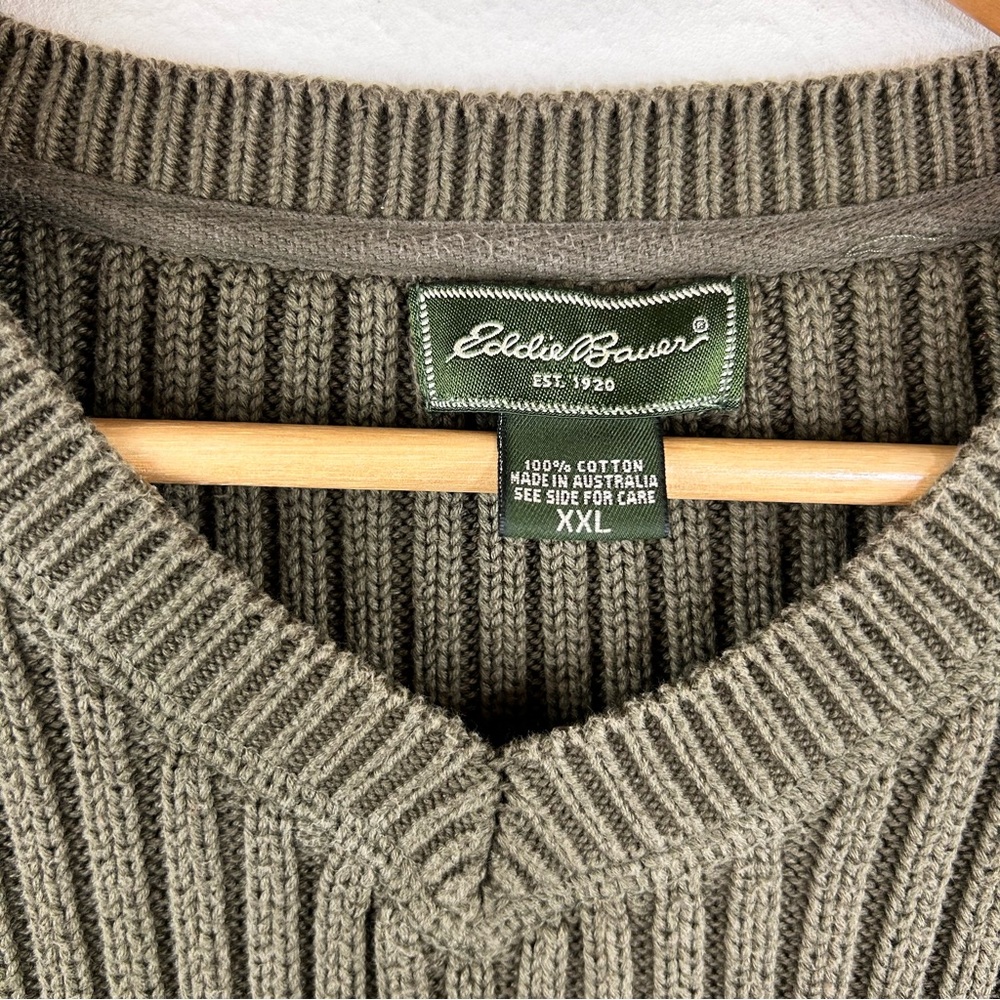 Eddie Bauer Men’s Ribbed Knit Heavy Cotton V-neck Sweater. Size XXL. - Picture 3 of 8